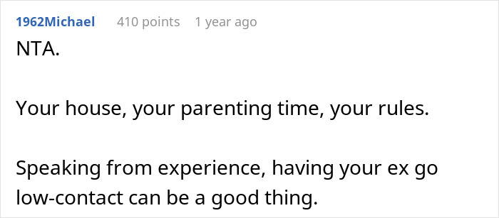 Mom Doesn&rsquo;t Let 14 Y.O. Son Date, Dad Keeps His Boyfriend A Secret Until She Finds Out And Bursts