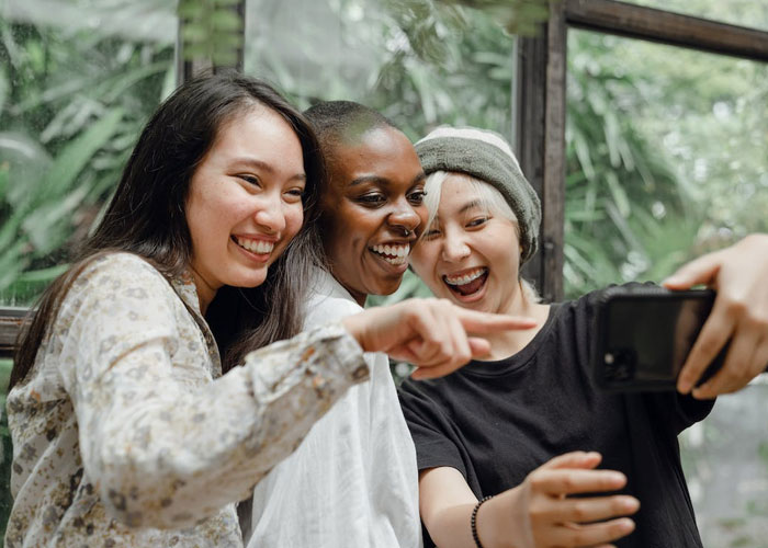 A Netizen Wanted To Hear Some Creepy Facts About Human Nature, The Internet Provided 40 Chilling Answers