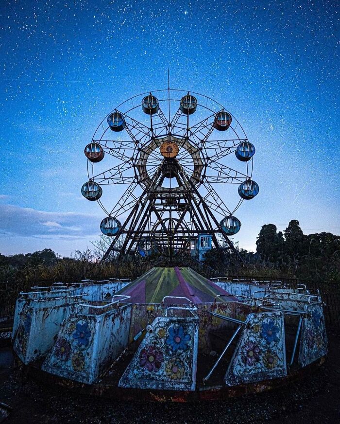 35 Of The Most Interesting Photos Of Abandoned Places, As Shared On The "Deserted Places" Instagram Account