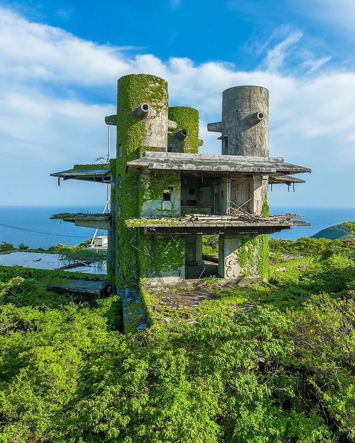 Deserted-Abandoned-Places-Pics