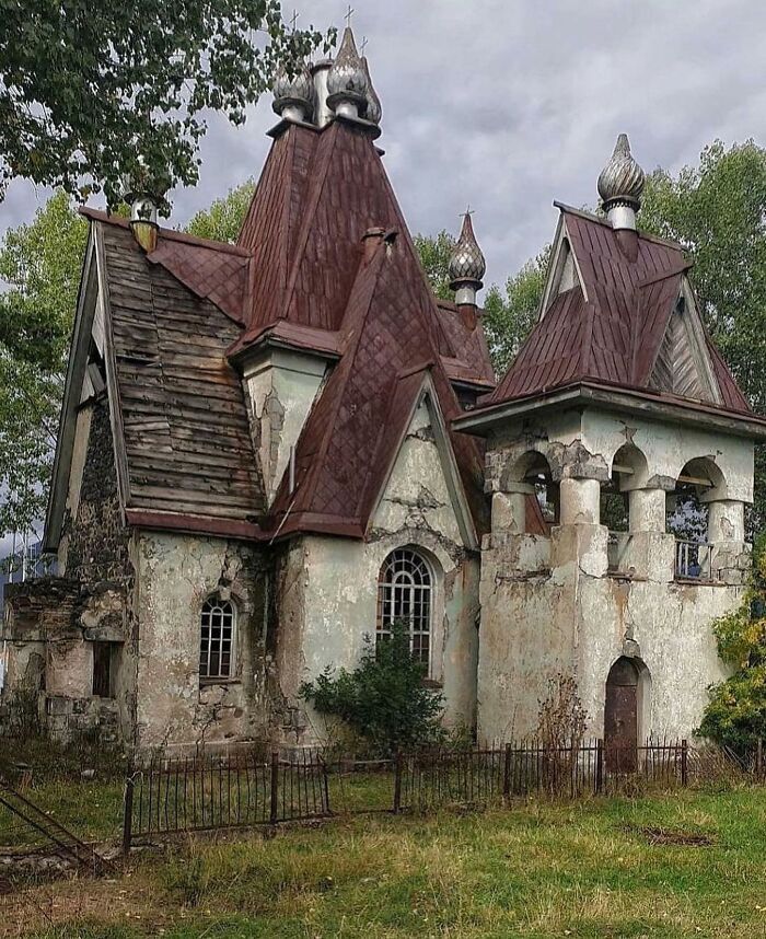 Deserted-Abandoned-Places-Pics