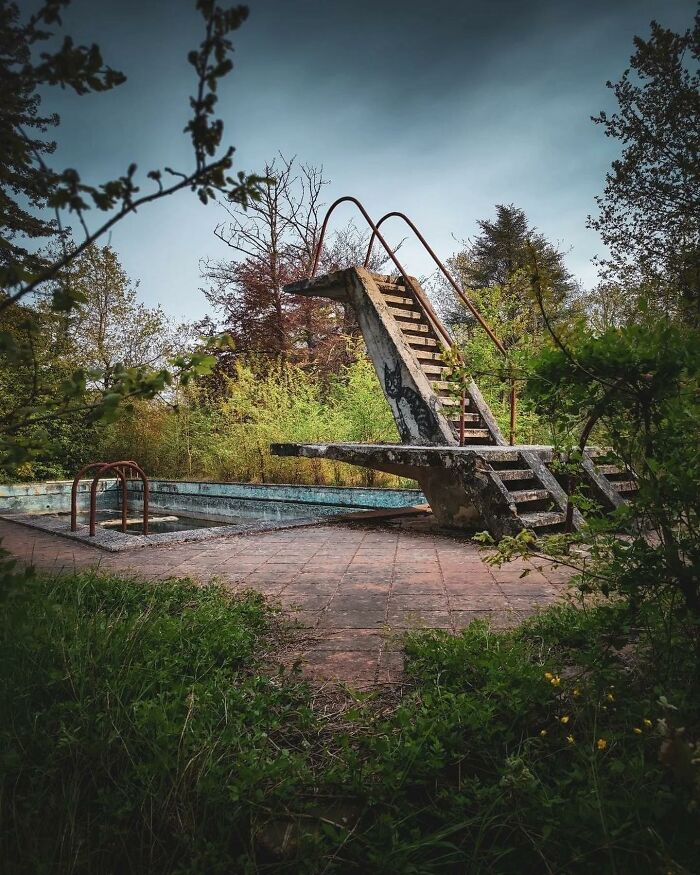 Deserted-Abandoned-Places-Pics