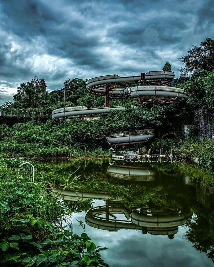 Deserted-Abandoned-Places-Pics