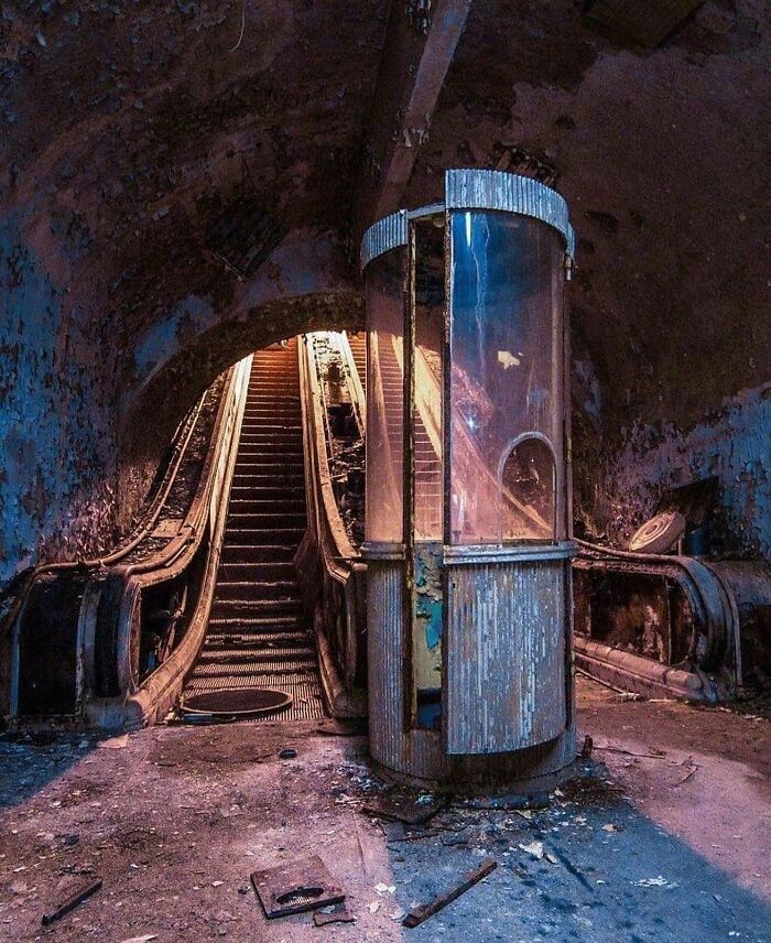 Deserted-Abandoned-Places-Pics