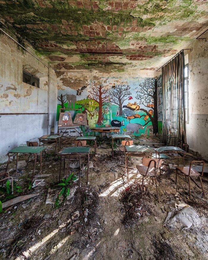 Deserted-Abandoned-Places-Pics