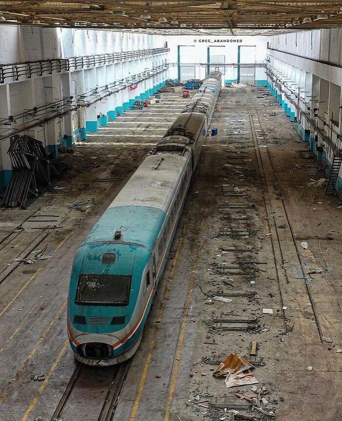 Deserted-Abandoned-Places-Pics