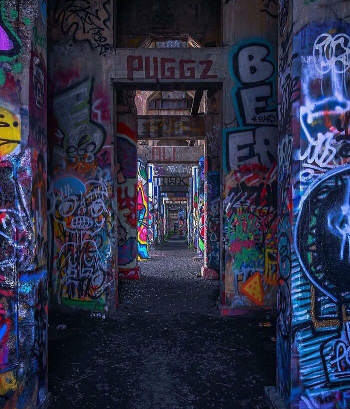 Deserted-Abandoned-Places-Pics