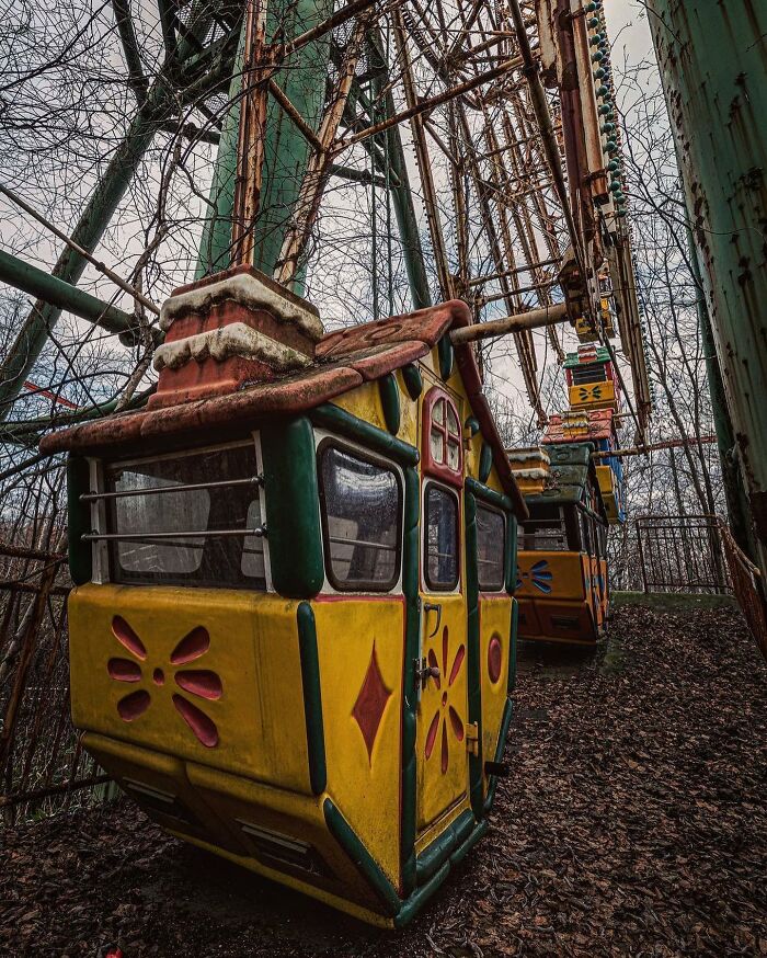 Deserted-Abandoned-Places-Pics