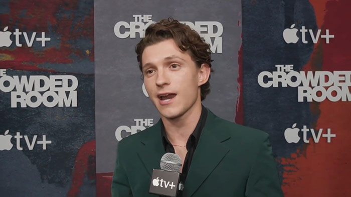 36-Year-Old Emmy Rossum Is Playing The Mom Of 27-Year-Old Tom Holland, And People Are Questioning The Age Gap