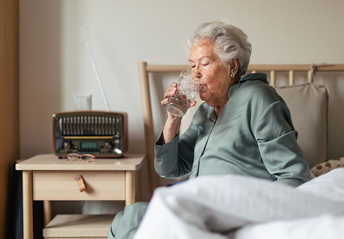 "An Entitled Mother Rips Open The Doors Of My Ambulance, And It Does Not End Well For Her" "An Entitled Mother Rips Open The Doors Of My Ambulance, And It Does Not End Well For Her"