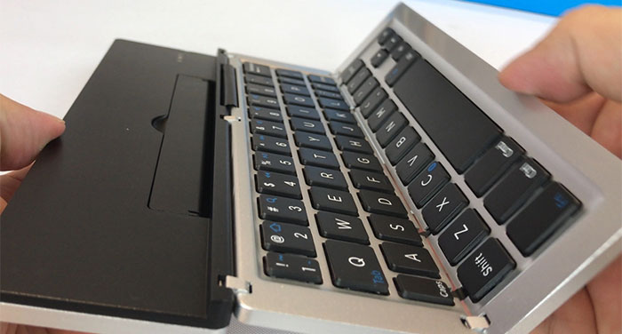 Geyes Folding Bluetooth Keyboard