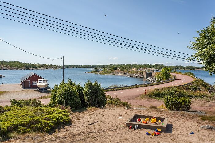 Businessman In Finland Faces $130K Speeding Fine Due To The Progressive Penalty System, Sparks Massive Discussion Online