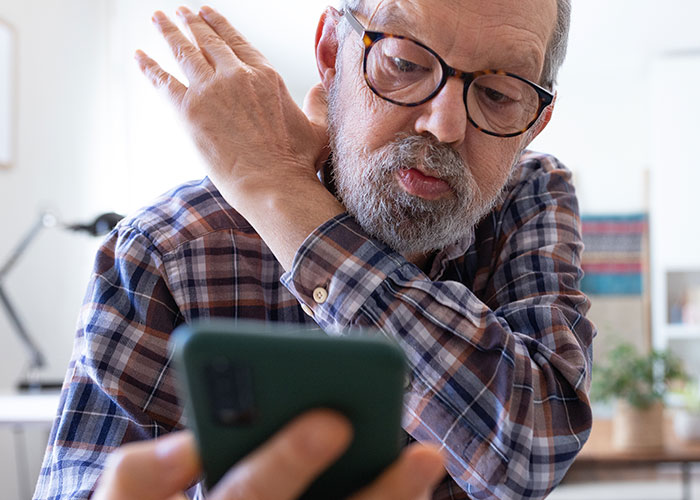 "They Said I Needed To Get Rid Of Bradley": Parents Freak Out After Their Adult Child Gets A Dog, Because Their Younger Son Is Allergic