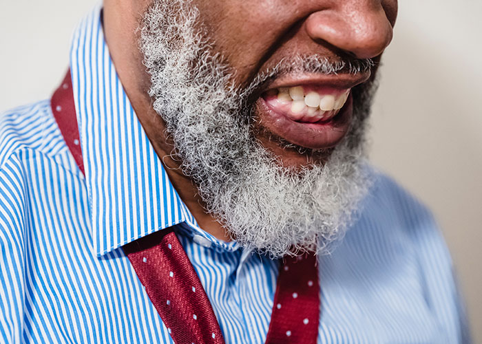 Man Cheats On Fianc&eacute; With An Ex, Demands She Return His $190 Engagement Ring, So She Does, Infuriating Him Endlessly