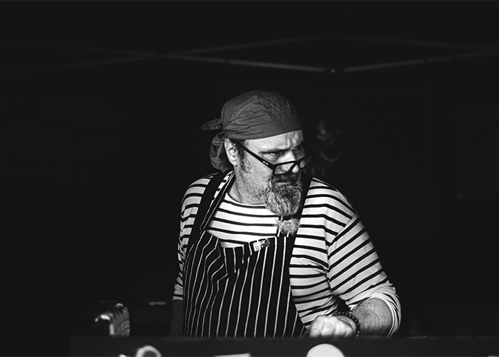 30 Things People Look Out For In Restaurants To Tell If The Food There Is Gonna Be Good