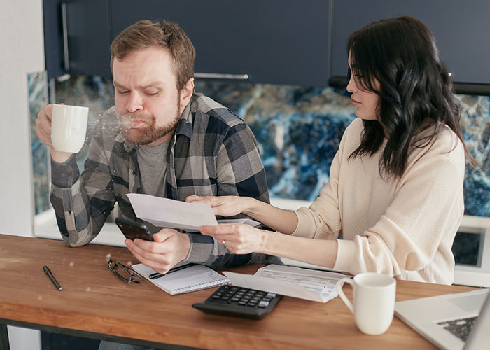 "I Make Sure He Knows It Costs Me Nothing": Woman Gets Split Opinions When She Shares Her Revenge Story Towards Her Husband