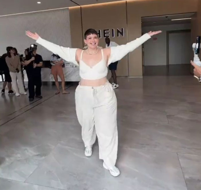 Influencer Gets Canceled After Praising Shein's Working Conditions While Touring Their Factory And Calling Herself An 'Independent Thinker'