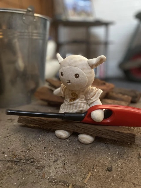 Wholesome Story Of A Dad Taking His Daughter&rsquo;s Favorite Toy To Work After She Left It In The Car