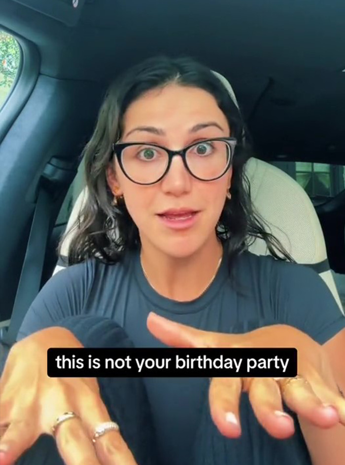 3 Y.O. Joins A Random Birthday Party In A Park, They Refuse To Give Her A Piece Of Cake, Mother Shares Her Surprise Online