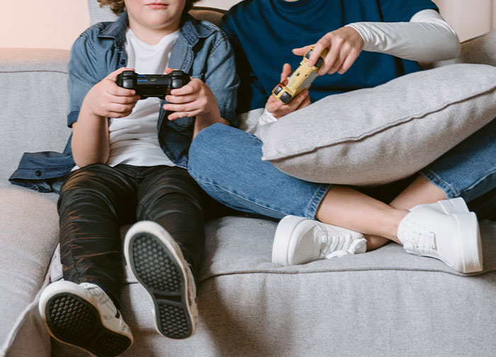 30 Of The Darkest Secrets These Moms Will Only Reveal Under The Guise Of Anonymity