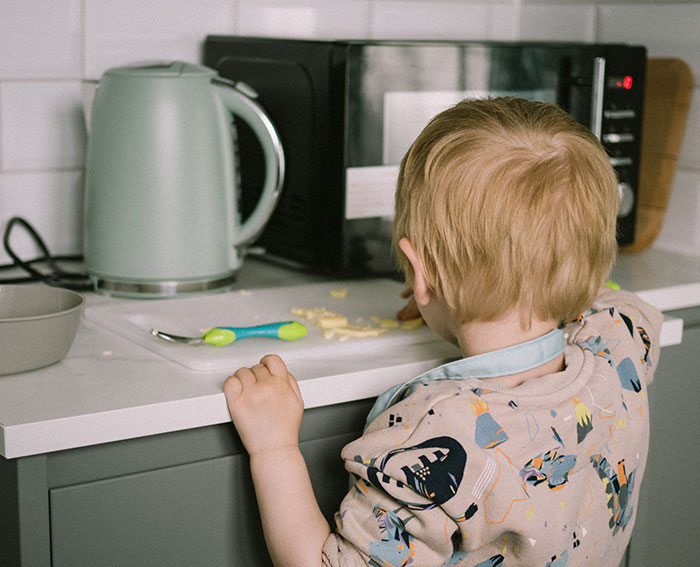 30 Of The Darkest Secrets These Moms Will Only Reveal Under The Guise Of Anonymity