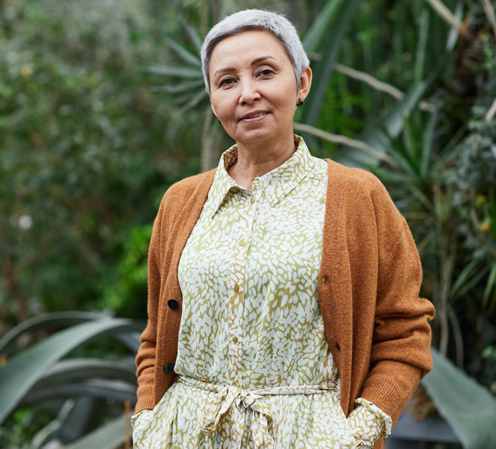 30 Extremely Embarrassing Things These Internet Users Told People They Wanted To Impress