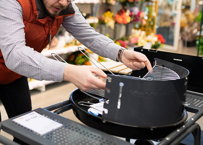 Drama Erupts In Store Parking Lot After Entitled Karen Decides She Wants Man&rsquo;s Newly Purchased Grill