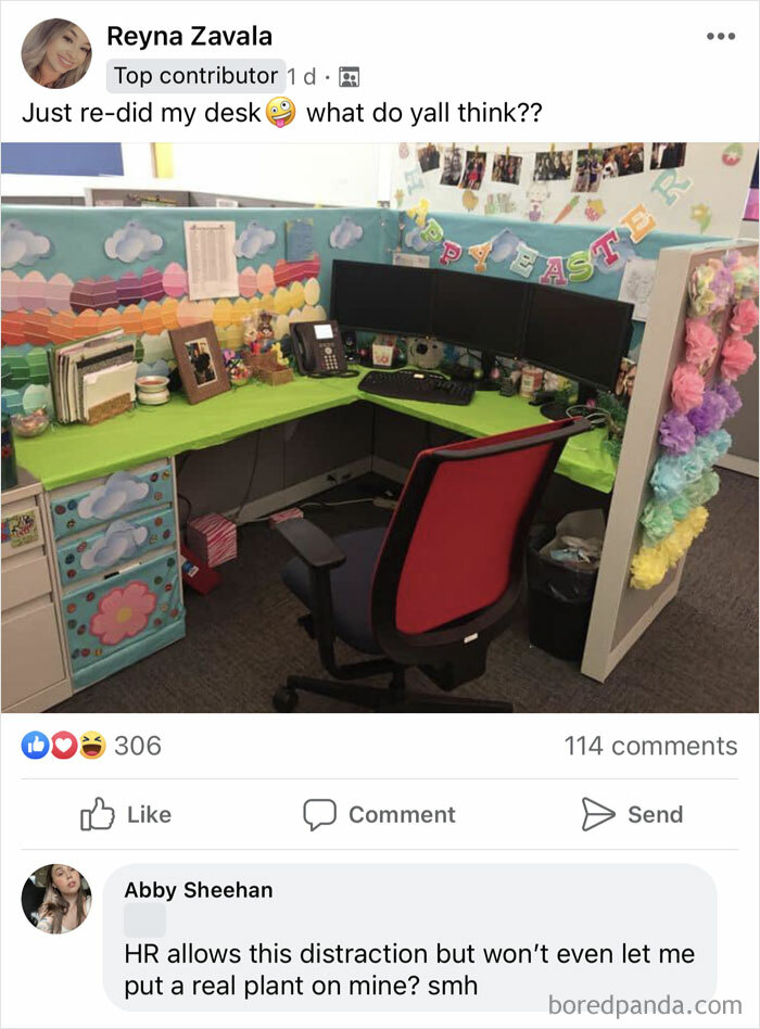 People-Pretend-They-Work-Same-Office