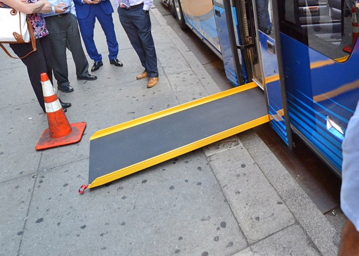 35 People Describe The Biggest Culture Shock They Have Ever Encountered