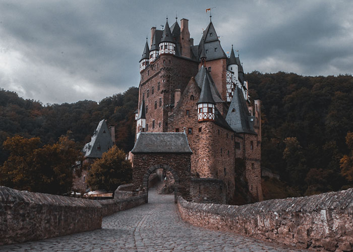 35 People Describe The Biggest Culture Shock They Have Ever Encountered