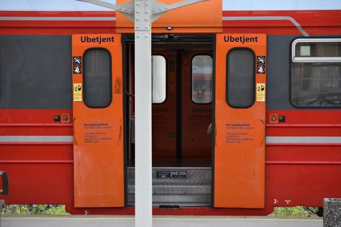 35 People Describe The Biggest Culture Shock They Have Ever Encountered