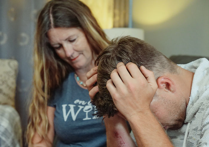 30 People Reveal The Deeply Disturbing Secrets They Uncovered About Someone Close To Them, Leaving Them Shocked And Traumatized