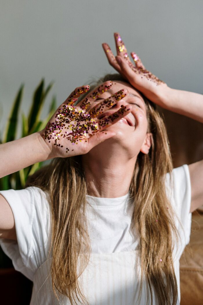 30 Job Listing Red Flags That Scream "Turn Back While You Still Can", As Pointed Out By Folks Online