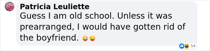 &ldquo;Anytime We Sat Down To Eat After That, My Food Was Paid For&rdquo;: Guy Asks GF To Split The Check And It Backfires