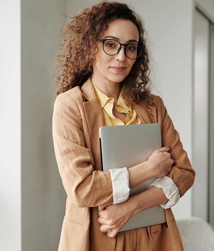 10 Insultos educados pero tajantes que usar en la oficina sin perder tu trabajo