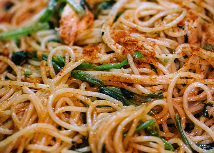 Someone Asks Waiters And Waitresses To Share The Strangest Thing Someone Has Asked Them For, And 30 People Serve Their Answers