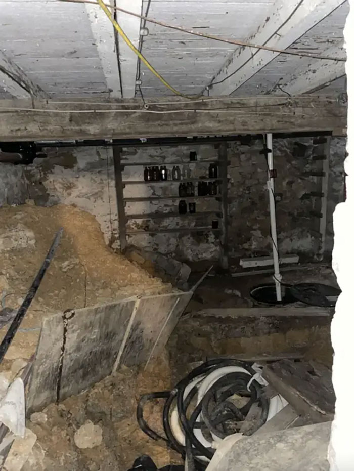 Room In My Girlfriend's Basement That She Has Never Been In