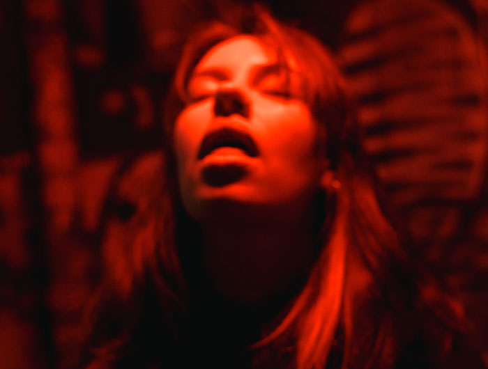 Someone Asks "What Is Something That Your Parents Did That You Will Never Forgive Them For?" And 35 People Deliver Heartbreaking And Honest Answers