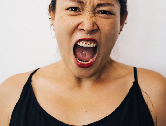 Someone Asks "What Is Something That Your Parents Did That You Will Never Forgive Them For?" And 35 People Deliver Heartbreaking And Honest Answers