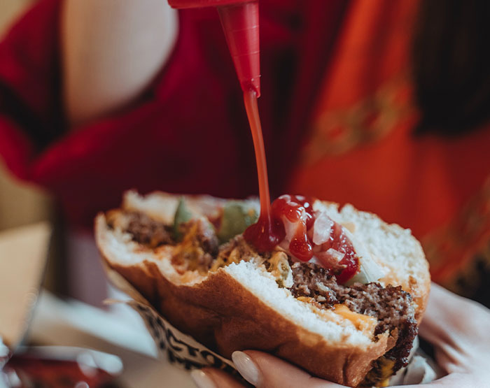 Someone Asks "What Is Something That Your Parents Did That You Will Never Forgive Them For?" And 35 People Deliver Heartbreaking And Honest Answers