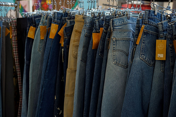 "¿Qué les gustaba a los pobres hasta que los ricos lo arruinaron?": 35 respuestas