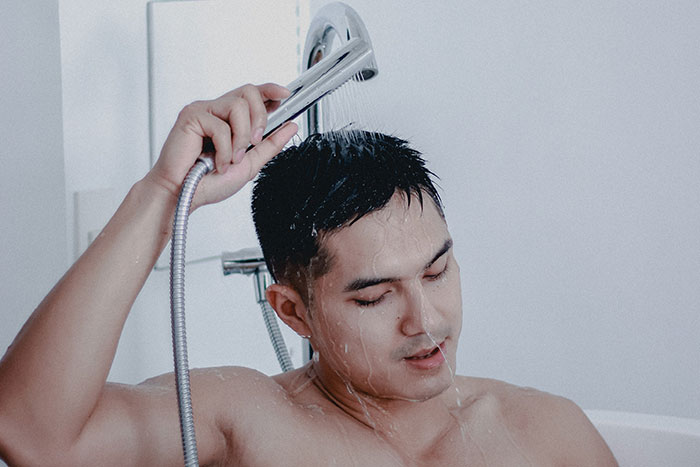 Women Are Sharing Specific Behaviors That They're Tired Of Seeing Men Do (50 Answers)