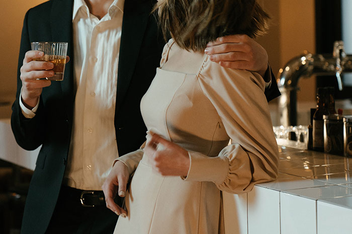 Women Are Sharing Specific Behaviors That They're Tired Of Seeing Men Do (50 Answers)