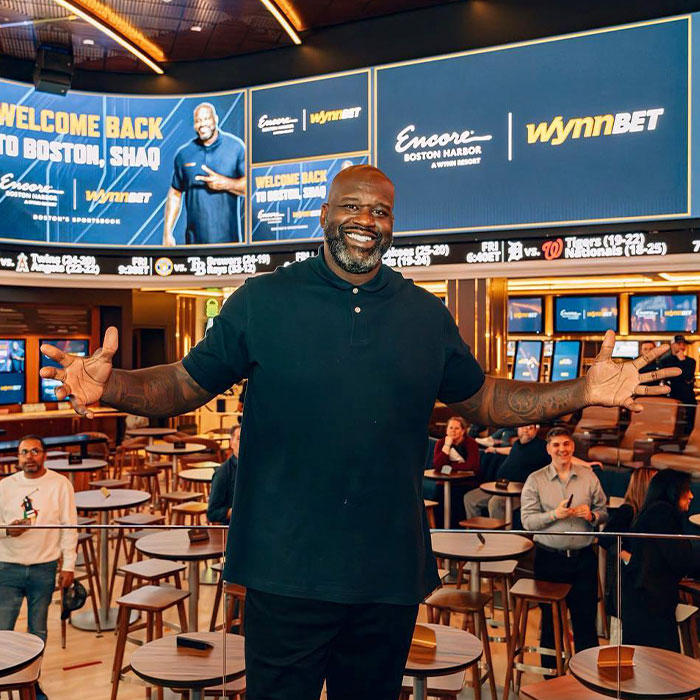 35 People Reveal What Made Them Forever Change Their Mind About Certain Celebrities