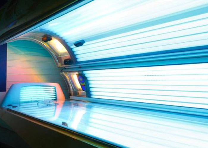 “Cases And Cases Of Gummy Bears In His Basement”: 30 Of The Wildest Things People Have Seen While Working For The Ultra Wealthy