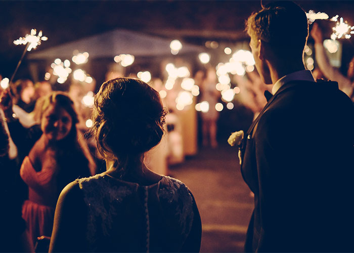 30 "They're Not Gonna Last Long" Moments Shared By Wedding Photographers