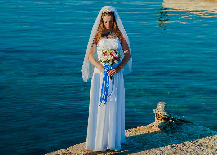 30 "They're Not Gonna Last Long" Moments Shared By Wedding Photographers