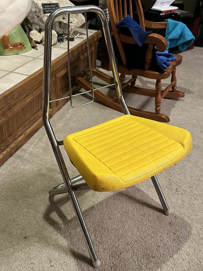 Weird-Secondhand-Finds-Pictures