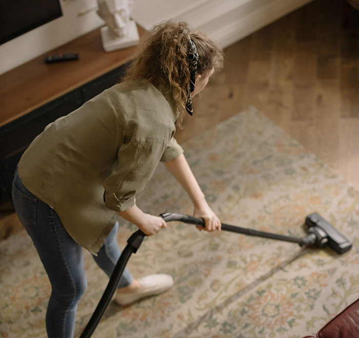 &ldquo;I Can Nap Whenever I Want&rdquo;: A Woman Wonders If She Is In The Wrong For Constantly Napping After Work