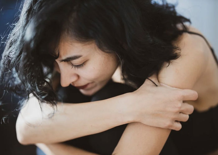 Woman Shares Creepy And Weird Story About How Her Boyfriend Changed When They Moved In Together